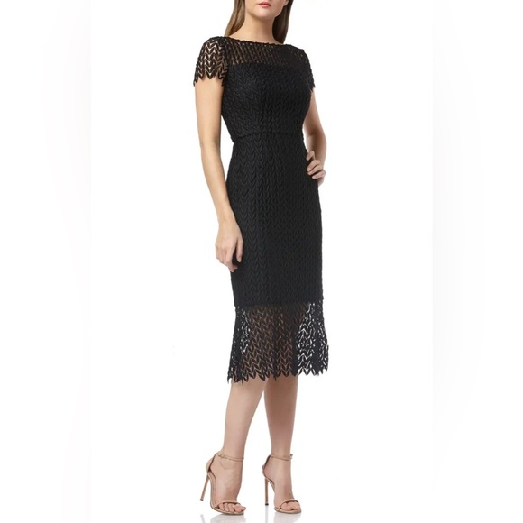Kay Unger Dresses & Skirts - Kay Unger Black Tatum Floral Lace Midi Dress